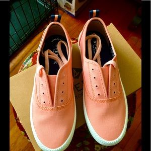 Sperry Crest Knot (New) Canvas Shoes
